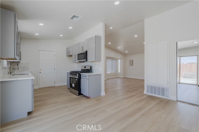 Detail Gallery Image 6 of 21 For 68125 Galardo Rd, Cathedral City,  CA 92234 - 3 Beds | 2 Baths