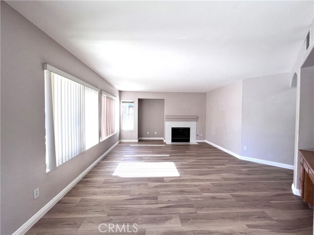 20865 Oakdale Lane, Riverside CA: https://media.crmls.org/medias/28d7ed10-4d94-4fb0-b4b3-2608cf79ebab.jpg