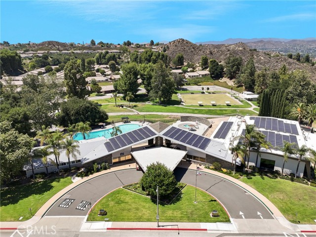 Detail Gallery Image 29 of 50 For 19118 Avenue of the Oaks #B,  Newhall,  CA 91321 - 2 Beds | 1 Baths