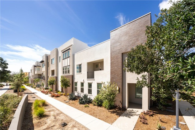 Detail Gallery Image 25 of 25 For 120 Novel, Irvine,  CA 92618 - 2 Beds | 2/1 Baths