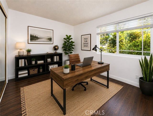 10636 Woodley Avenue, 34 photo 8