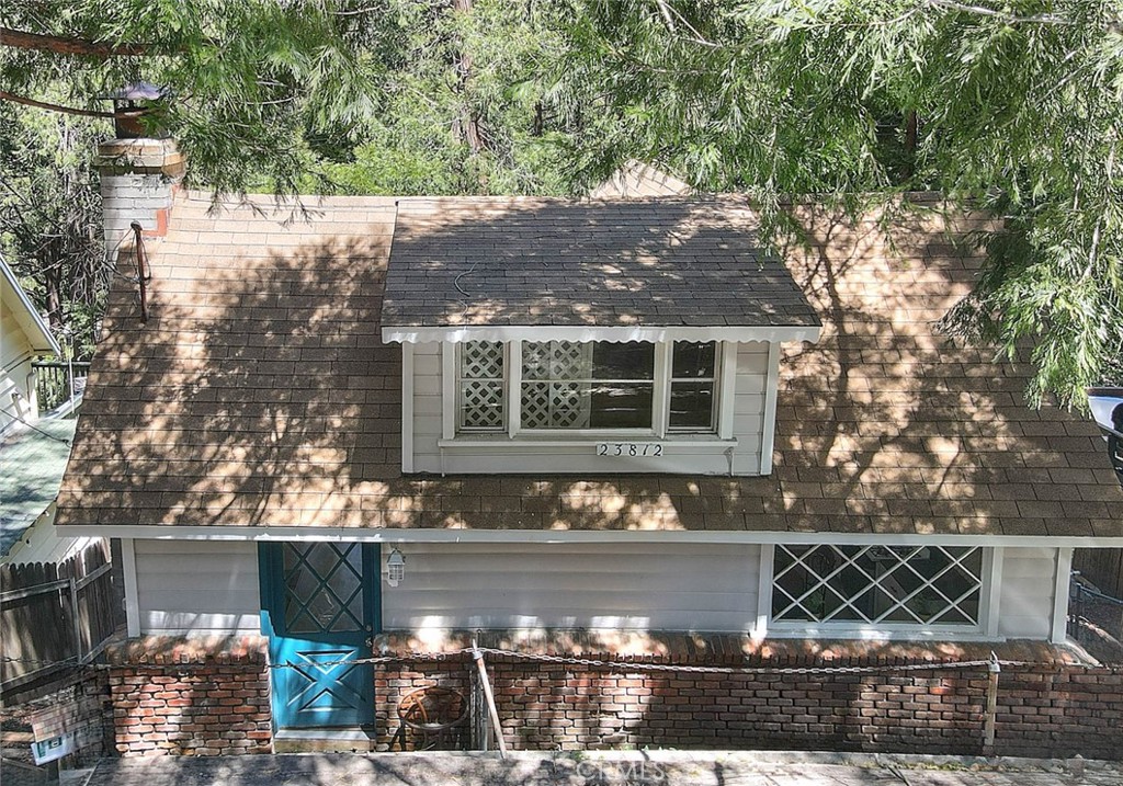 23812 Wildwood Lane