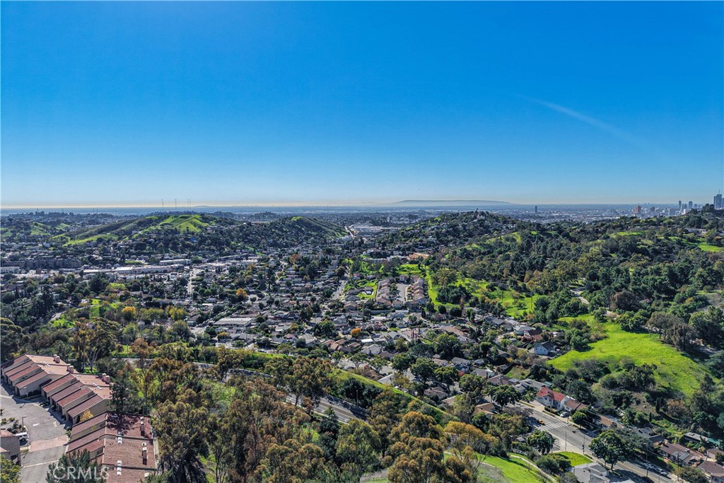 https://media.crmls.org/medias/28dbd10d-d4d5-49c4-b2f0-21ff6bf4a43c.jpg?preset=X-Large