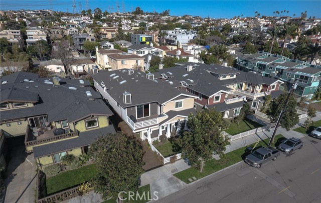 Detail Gallery Image 71 of 75 For 804 N Irena Ave #B,  Redondo Beach,  CA 90277 - 3 Beds | 2/1 Baths