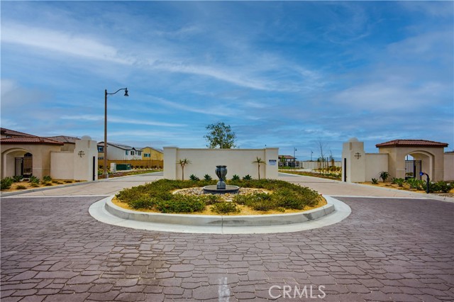 Detail Gallery Image 41 of 43 For 16746 Mistletoe, Fontana,  CA 92336 - 3 Beds | 2 Baths