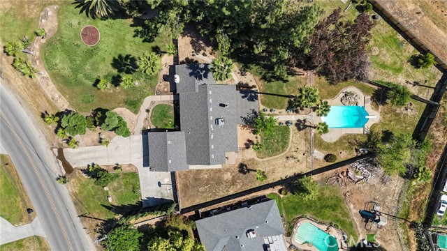 18691 Varden Drive, Madera CA: https://media.crmls.org/medias/28ddb866-32a3-4e9a-9d0a-0ce0203a842f.jpg