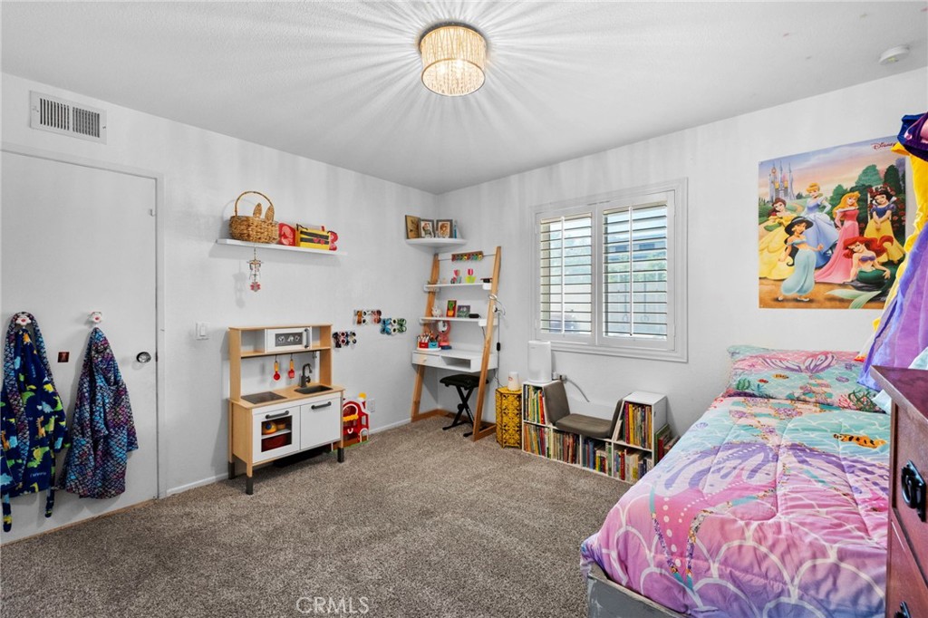 MLS #IG25218235 image #35