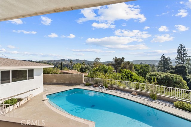 Detail Gallery Image 23 of 29 For 19613 E Covina Hills, Covina,  CA 91724 - 3 Beds | 3 Baths