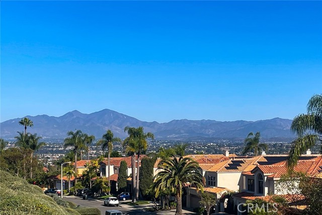 Detail Gallery Image 1 of 28 For 30512 via Lindosa, Laguna Niguel,  CA 92677 - 4 Beds | 3 Baths