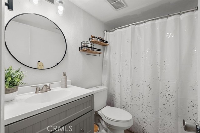 Detail Gallery Image 11 of 20 For 25031 Peachland Ave #165,  Newhall,  CA 91321 - 2 Beds | 2 Baths