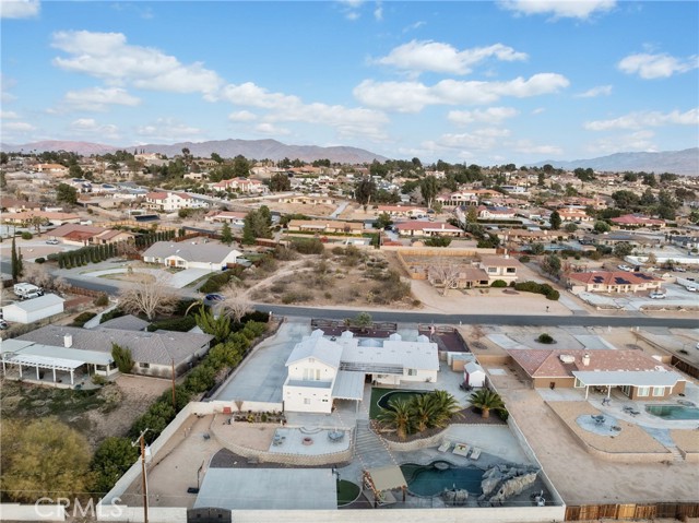 13136 Tawya Road, Apple Valley CA: https://media.crmls.org/medias/28dfbe24-5597-4b26-b1cf-c005d8b61c6d.jpg