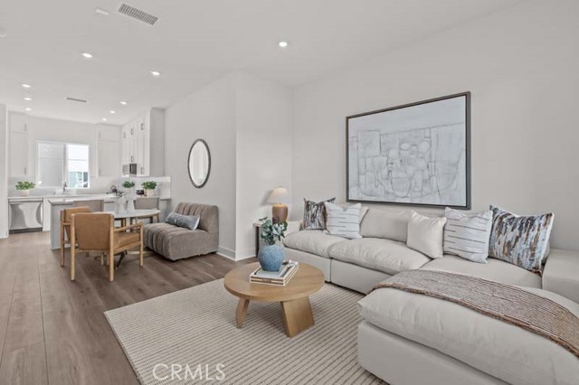 Detail Gallery Image 9 of 19 For 7256 Aura Cir, Huntington Beach,  CA 92647 - 2 Beds | 2/1 Baths