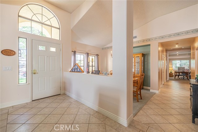 Detail Gallery Image 7 of 48 For 42255 Round Hill Dr, Lancaster,  CA 93536 - 4 Beds | 2/1 Baths