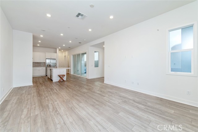 Detail Gallery Image 5 of 43 For 107 Zawn, Irvine,  CA 92618 - 3 Beds | 2/2 Baths