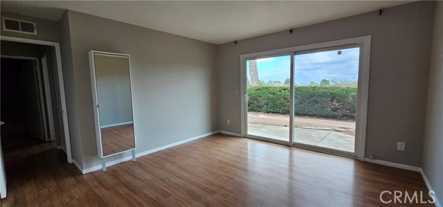 22265 Caminito Mescalero, Laguna Hills CA: https://media.crmls.org/medias/28e3e0c9-1fc3-42a6-ac19-0c8991c6cf6d.jpg