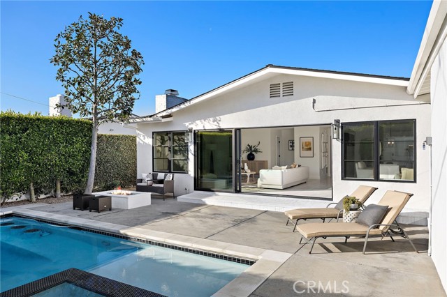 Detail Gallery Image 17 of 40 For 1924 Beryl Ln, Newport Beach,  CA 92660 - 4 Beds | 3/1 Baths