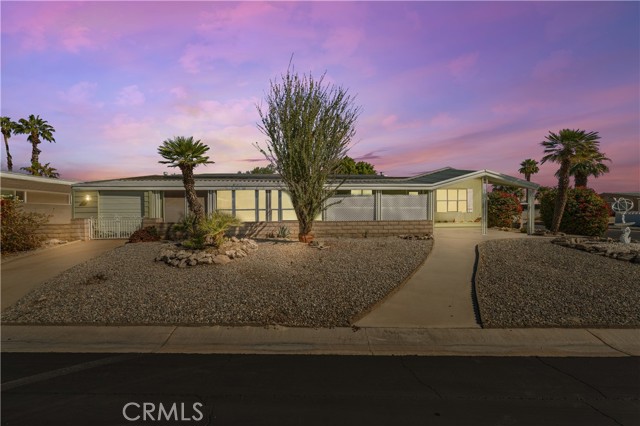 Detail Gallery Image 3 of 39 For 73330 Linda Cir, Palm Desert,  CA 92260 - 2 Beds | 2 Baths