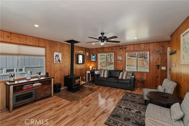 Detail Gallery Image 7 of 37 For 508 Vista, Big Bear Lake,  CA 92315 - 2 Beds | 1 Baths