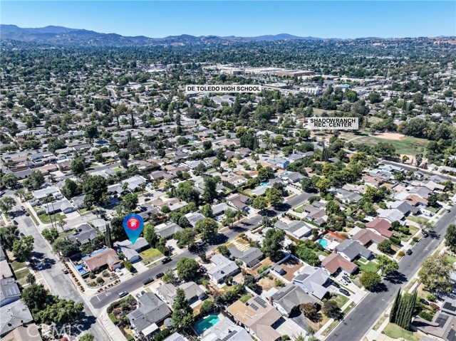 22440 Schoolcraft St., West Hills CA: https://media.crmls.org/medias/28e5412c-e965-4d6f-86ba-5ae8f51f6075.jpg