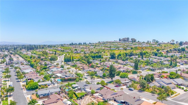 511 Gwynwood Avenue, La Habra CA: https://media.crmls.org/medias/28e54eb6-adf4-4d0a-95db-7ebee62ea47f.jpg