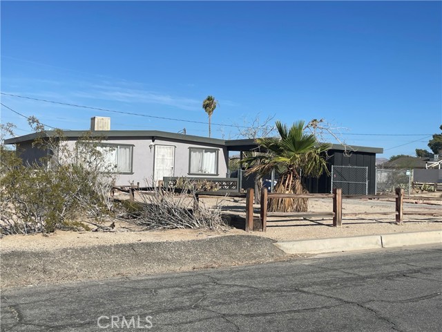 5491 Cahuilla Avenue, 29 Palms, California 92277, 2 Bedrooms Bedrooms, ,1 BathroomBathrooms,Single Family Residence,For Sale,Cahuilla Avenue,DW24144955