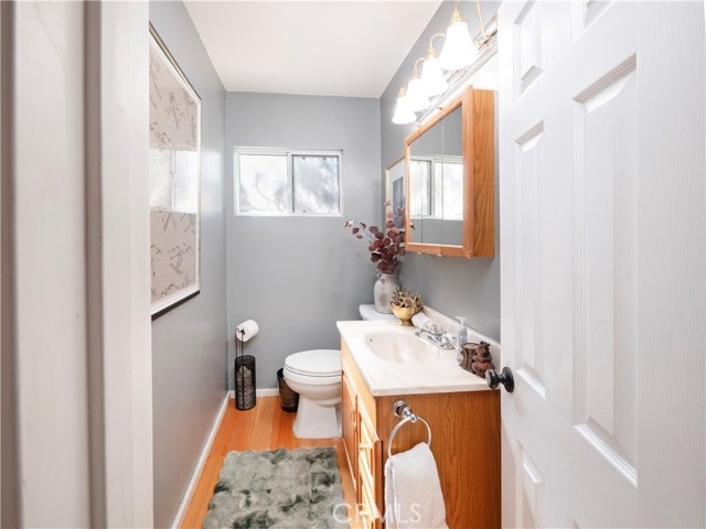 Detail Gallery Image 31 of 46 For 108 E Rainbow Bld, Big Bear City,  CA 92314 - 4 Beds | 1/1 Baths
