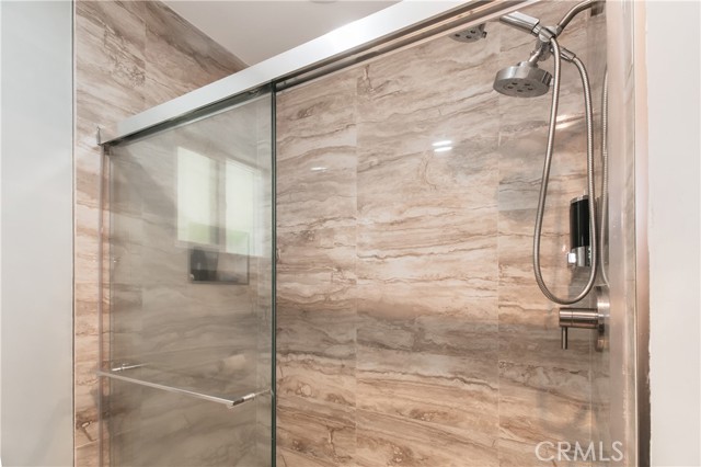 8527 Casaba Avenue, Winnetka CA: https://media.crmls.org/medias/28e711c7-1288-4f4f-b343-5b78efc0ee75.jpg