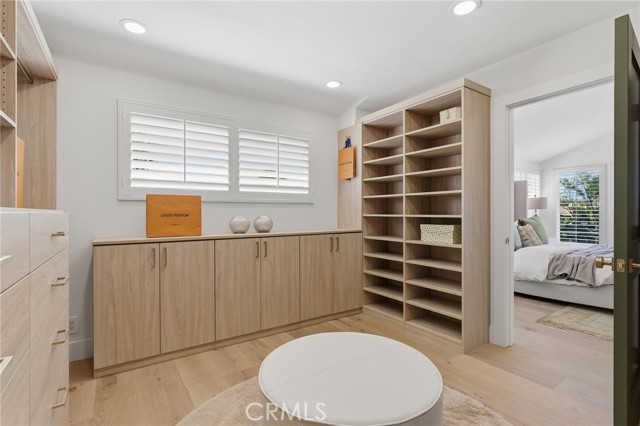 Detail Gallery Image 38 of 65 For 4707 Park Olivo #N,  Calabasas,  CA 91302 - 3 Beds | 3 Baths