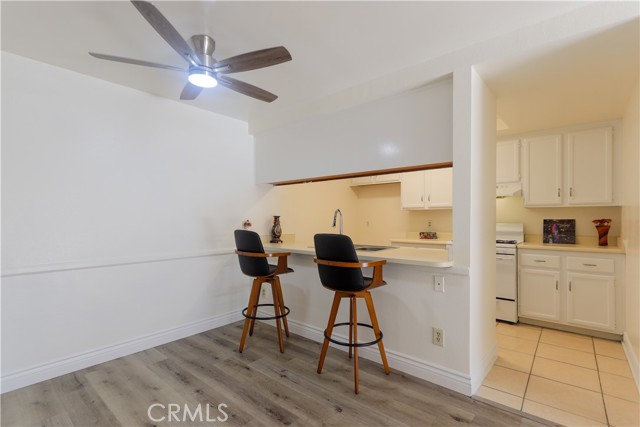 Detail Gallery Image 7 of 21 For 12430 Woodbridge, Garden Grove,  CA 92843 - 2 Beds | 2 Baths