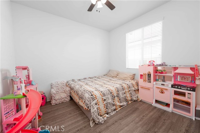 3225 E Denali Drive, Ontario CA: https://media.crmls.org/medias/28e8547b-1197-4be5-b186-53b94f8b90c9.jpg