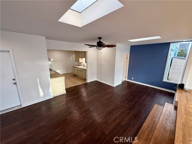 Detail Gallery Image 13 of 25 For 14621 Fonthill Ave, Hawthorne,  CA 90250 - 3 Beds | 2 Baths