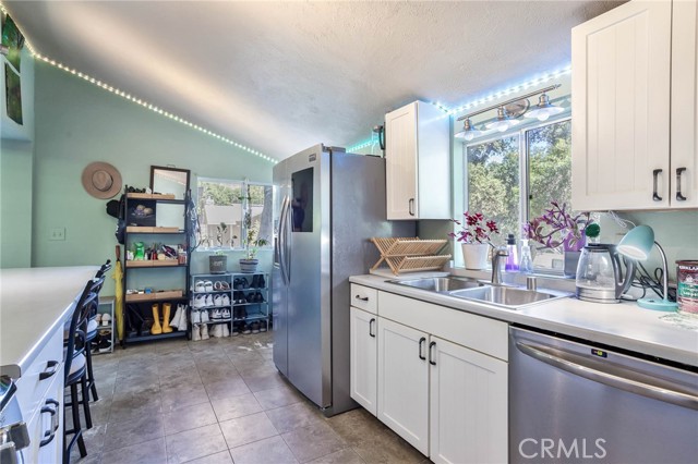 Detail Gallery Image 13 of 21 For 12536 Shafer Pl, Kagel Canyon,  CA 91342 - 2 Beds | 1 Baths