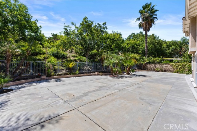 Detail Gallery Image 33 of 35 For 16636 China Berry Ct, Chino Hills,  CA 91709 - 5 Beds | 3/1 Baths