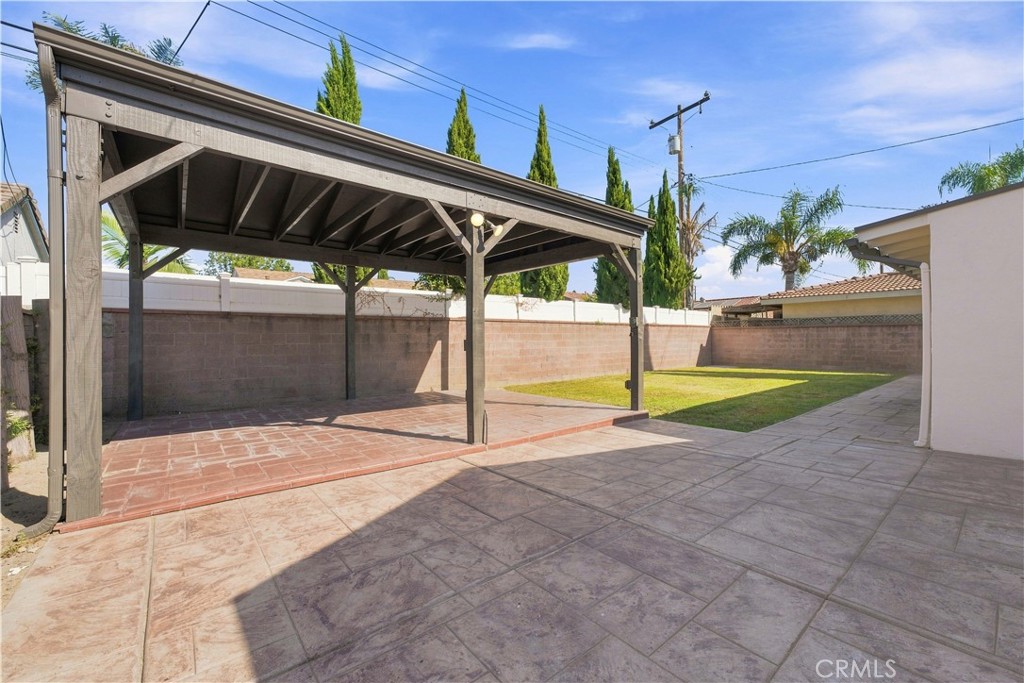 MLS #OC26156592 image #31
