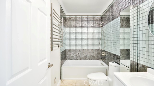 37 Terrace Circle, Laguna Niguel CA: https://media.crmls.org/medias/28ebbf72-2daf-46af-ba81-cbfdb5c43e7b.jpg