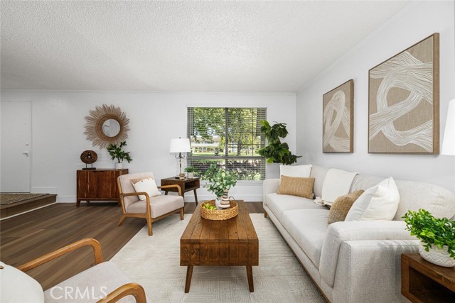 Detail Gallery Image 9 of 73 For 4236 Larwin, Cypress,  CA 90630 - 4 Beds | 2/1 Baths