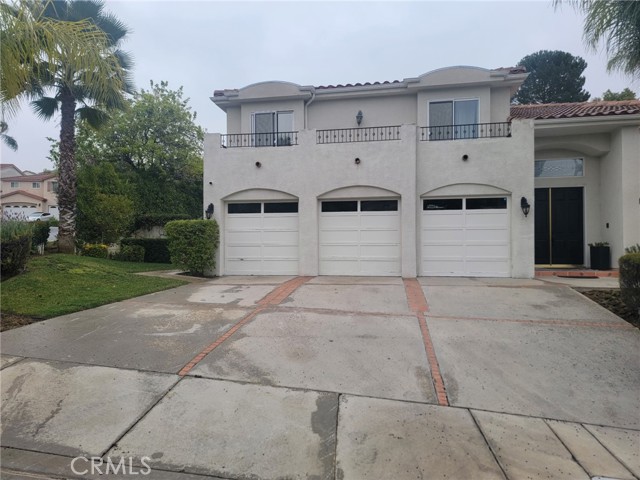 Detail Gallery Image 2 of 3 For 29110 Singing Wood, Los Angeles,  CA 91390 - 5 Beds | 3 Baths