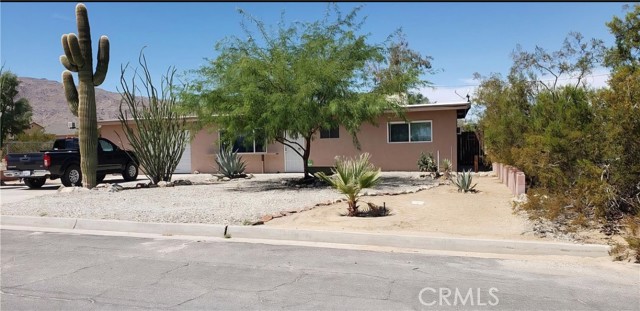 Detail Gallery Image 1 of 15 For 6790 Maude Adams Ave, Twentynine Palms,  CA 92277 - 2 Beds | 1 Baths