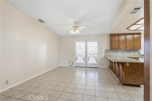 Detail Gallery Image 11 of 33 For 22170 Mustang Ct, Canyon Lake,  CA 92585 - 3 Beds | 2 Baths