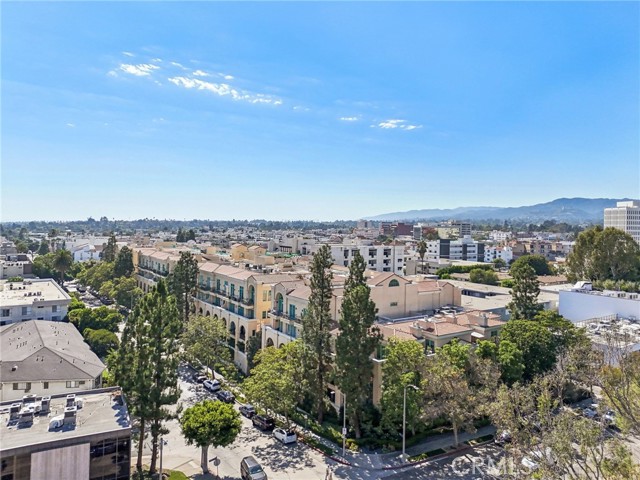 Detail Gallery Image 53 of 64 For 11500 San Vicente Bld #214,  Los Angeles,  CA 90049 - 2 Beds | 3 Baths