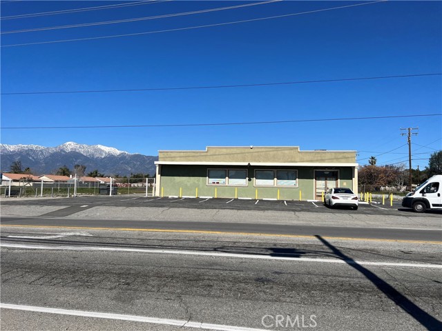 15482 San Bernardino Ave, Fontana, CA 92335