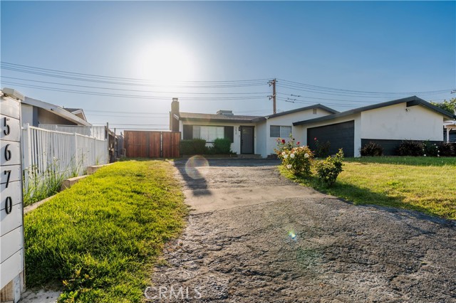 Detail Gallery Image 1 of 34 For 5670 Dogwood St, San Bernardino,  CA 92404 - 3 Beds | 2 Baths