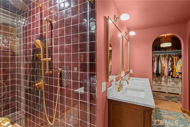 Detail Gallery Image 18 of 45 For 437 N Parish Pl., Burbank,  CA 91506 - 3 Beds | 2 Baths