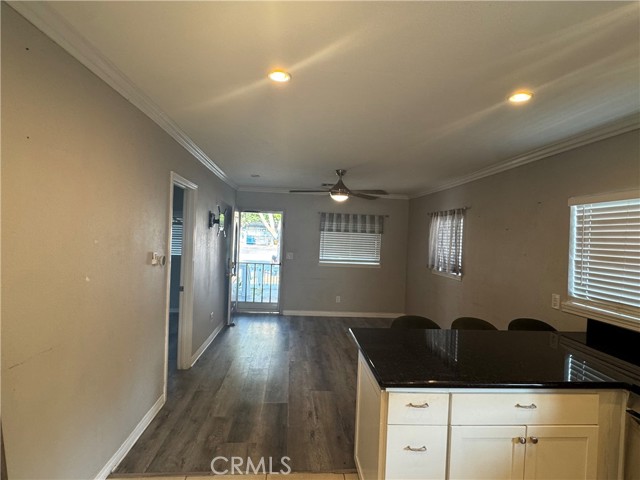 594 Lemon St, Orange CA: https://media.crmls.org/medias/28f13ed9-2c0a-4d8c-8586-f62bee43d03b.jpg