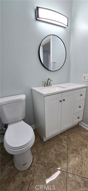 Detail Gallery Image 27 of 36 For 30658 Lakefront Dr, Agoura Hills,  CA 91301 - 4 Beds | 3 Baths