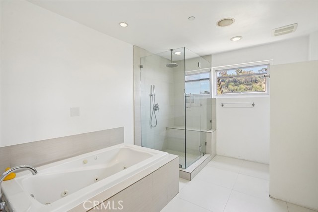 3640 Roseview Avenue, Los Angeles CA: https://media.crmls.org/medias/28f19742-5b55-4a6c-96e0-14e2c469c5ea.jpg