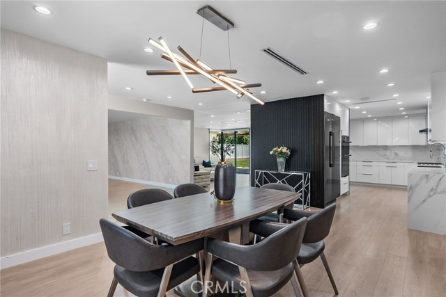 16810 Adlon Road, Encino CA: https://media.crmls.org/medias/28f22daf-8c2d-451d-ab46-152897fac1f8.jpg