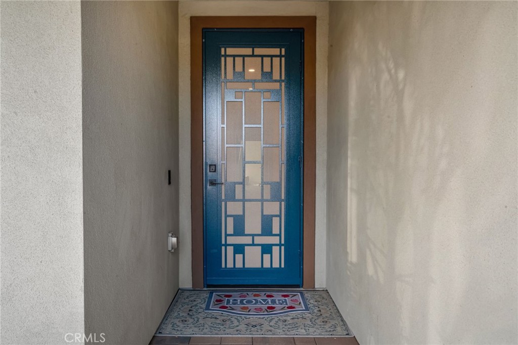 MLS #DW25252670 image #1