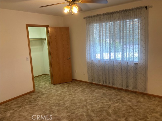 Detail Gallery Image 31 of 32 For 12563 Sarsi Ct, Apple Valley,  CA 92308 - 4 Beds | 3 Baths