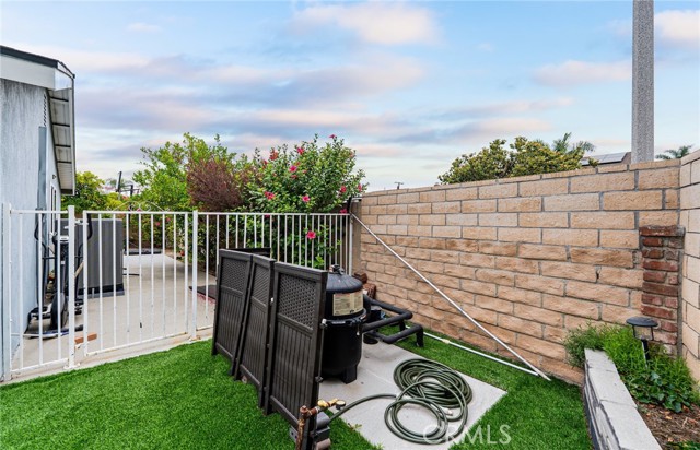 9791 Lee Street, Cypress CA: https://media.crmls.org/medias/28f38948-11bb-4292-9b1d-9c6eac5d2275.jpg
